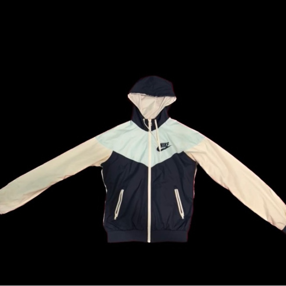 Women’s Nike windbreaker. Color: blue/ light blue/ white. Size S